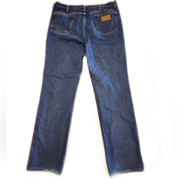 Wrangler Men's Straight Leg Jeans, 100% Cotton, 36x34 - Picture 3 of 9
